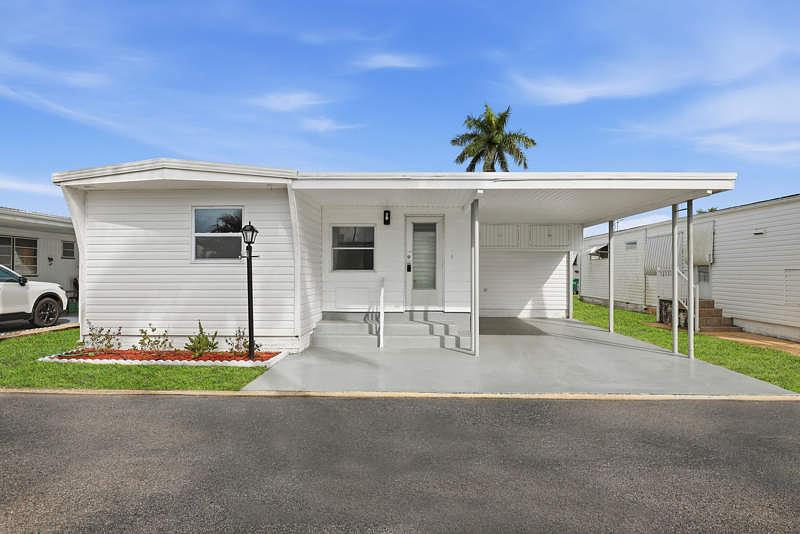 Photo of Mobile Home