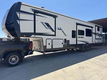 Thumbnail of RV