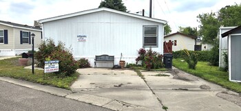 Thumbnail of mobile home