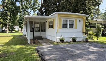 Thumbnail of mobile home