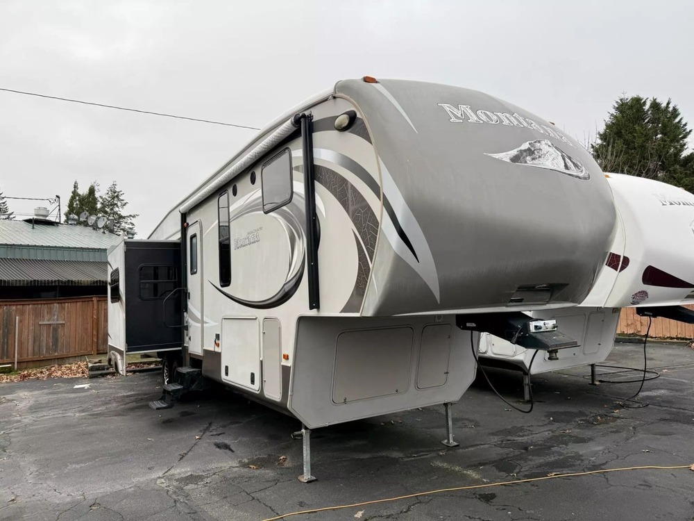 Photo of Rv