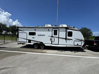 Thumbnail of RV