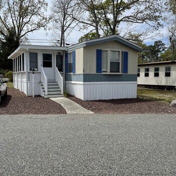 Thumbnail of mobile home