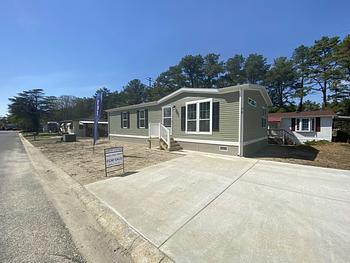 Thumbnail of mobile home