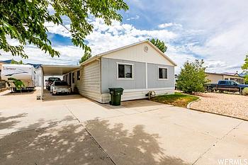 Thumbnail of mobile home