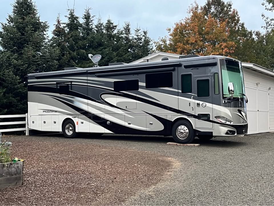 Photo of Rv