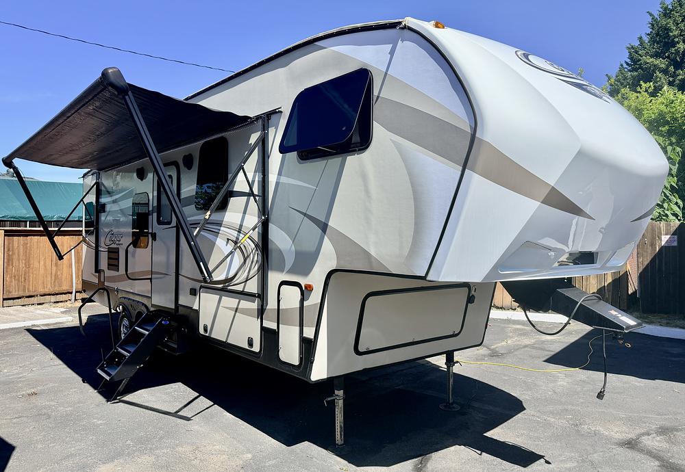 Photo of Rv