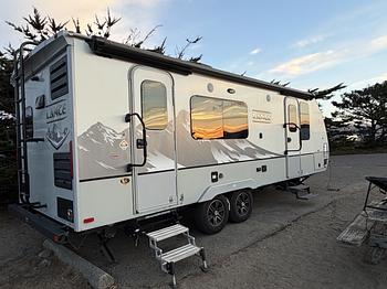 Thumbnail of RV