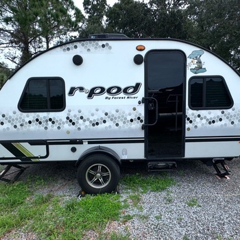 Thumbnail of RV