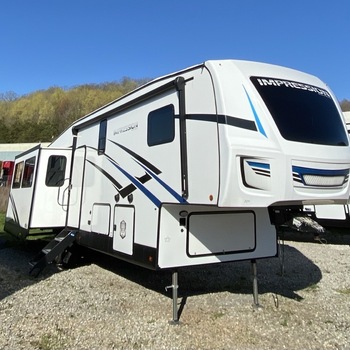 Thumbnail of RV