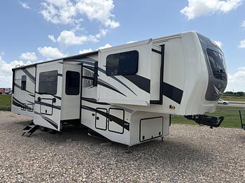Thumbnail of RV