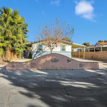 Thumbnail of mobile home
