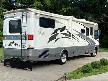 Thumbnail of RV