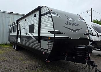 Thumbnail of RV