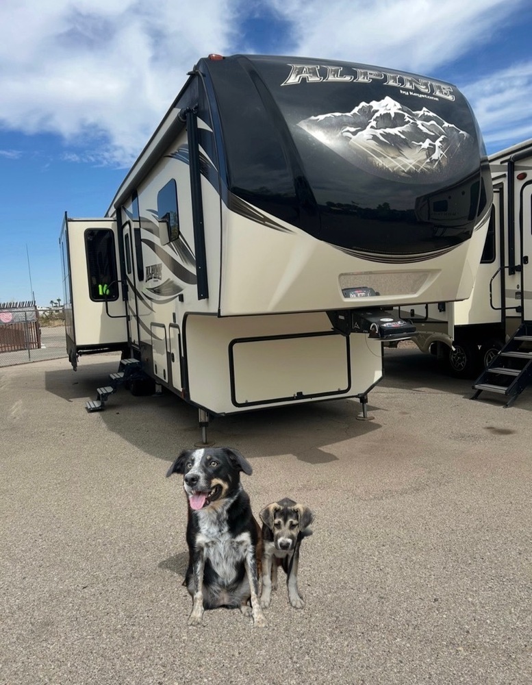 Photo of Rv