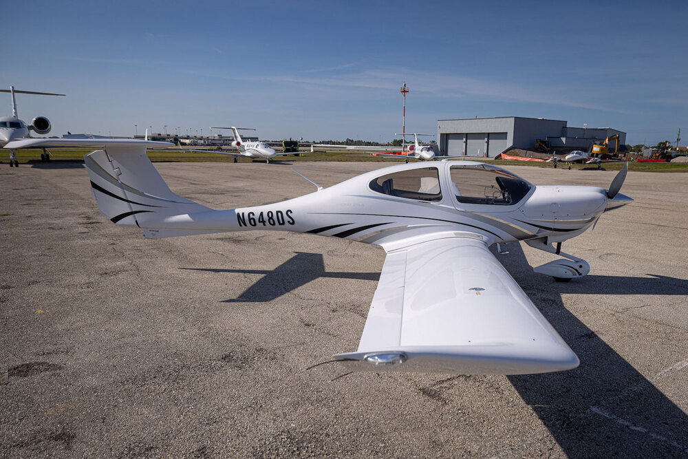 N648DS-9.jpg