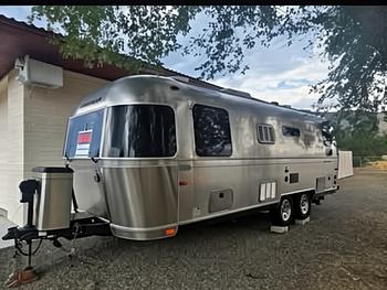 Thumbnail of RV