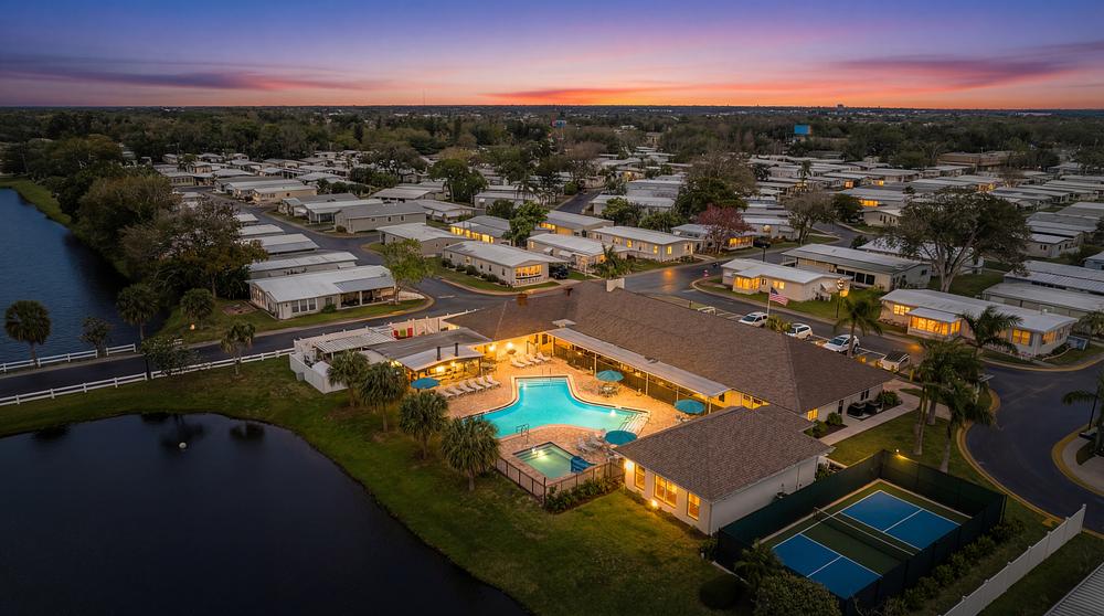 154 Shoreline Amenties Drones 4 twilight