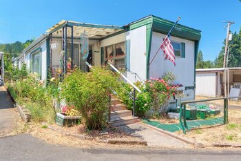 Thumbnail of mobile home