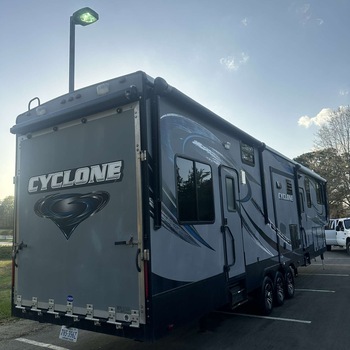 Photo of Rv