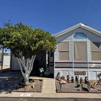 Thumbnail of mobile home