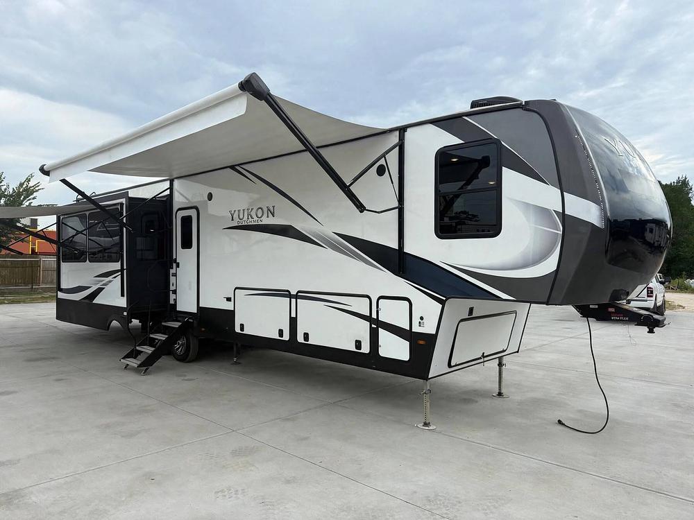 Photo of Rv