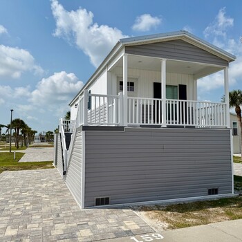 Thumbnail of mobile home