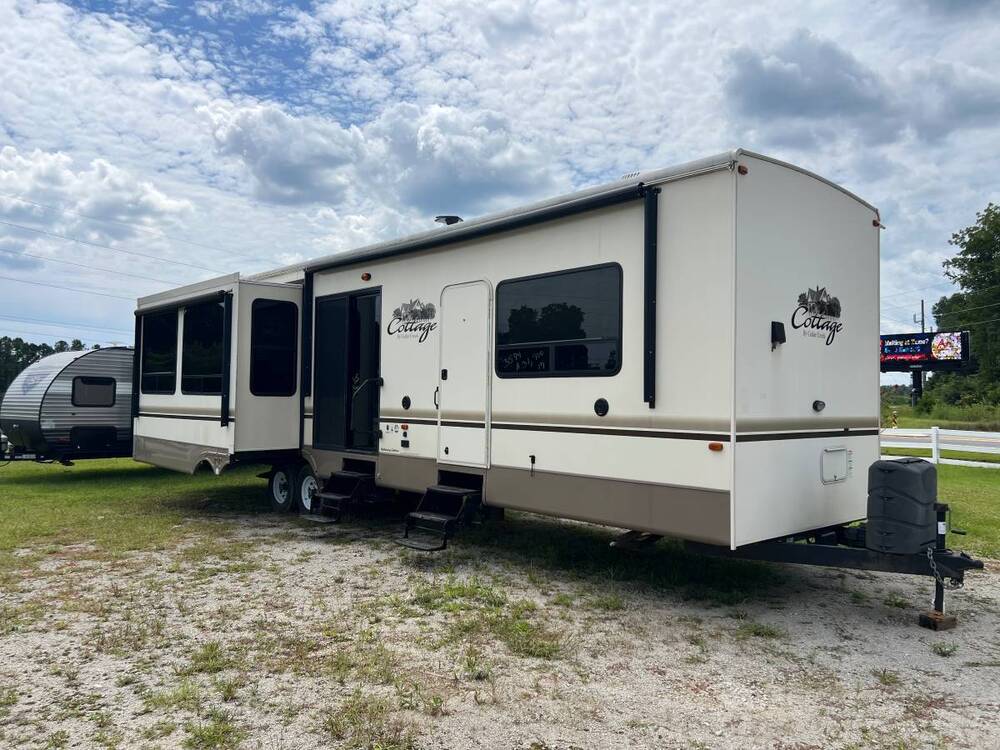 Photo of Rv