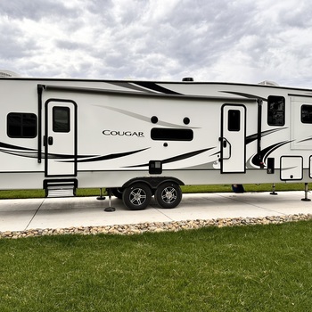 Thumbnail of RV