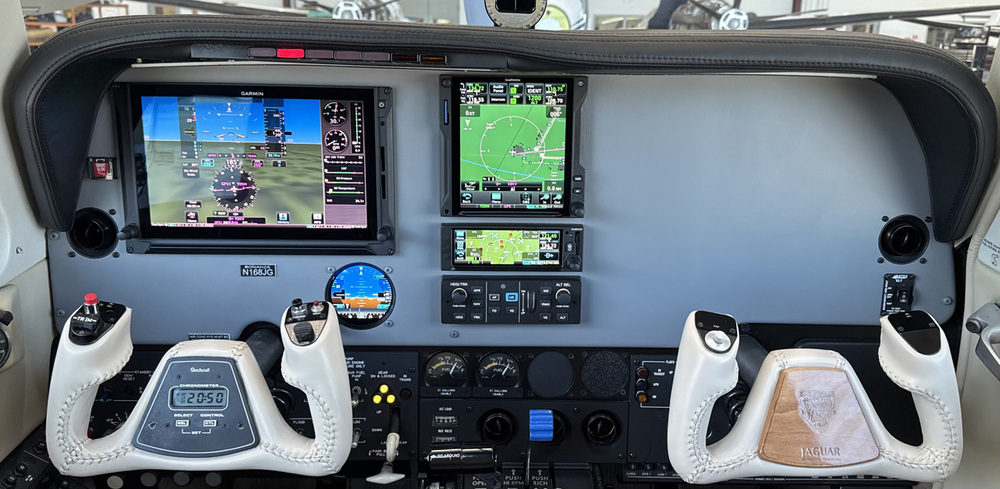 N168JG Panel (2)_2.jpg