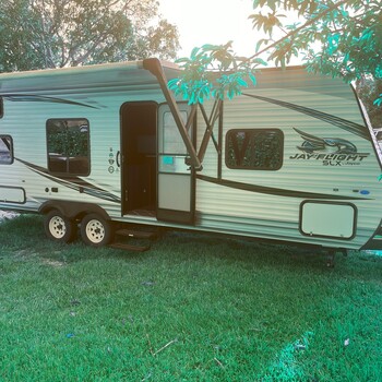 Thumbnail of RV