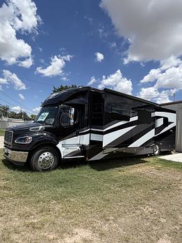Thumbnail of RV
