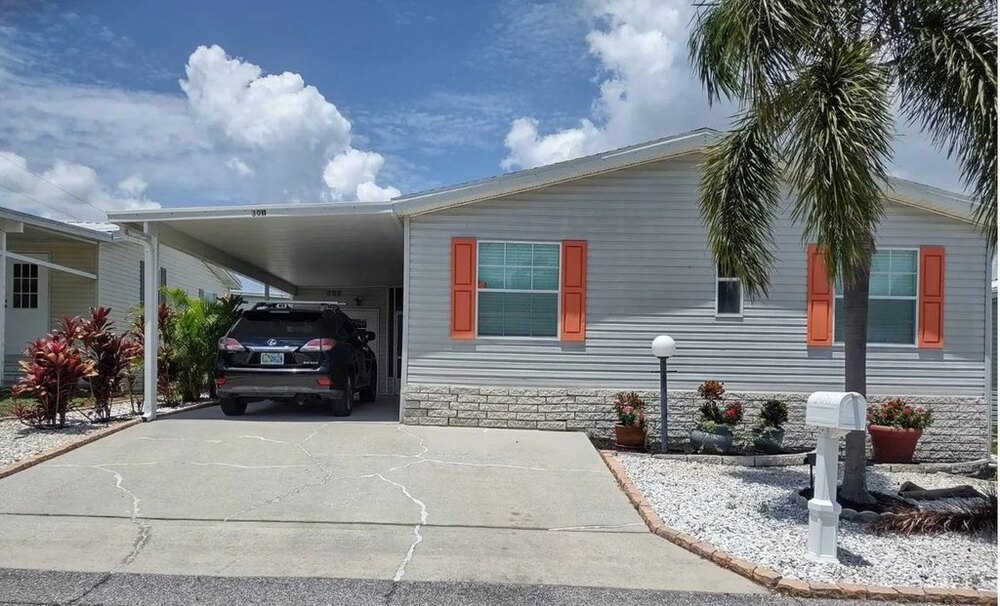 Photo of Mobile Home
