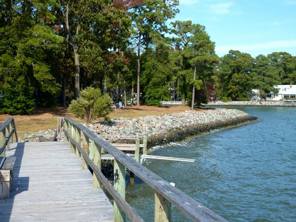 PROTECTED WATERFRONT