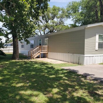 Thumbnail of mobile home