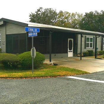 Thumbnail of mobile home
