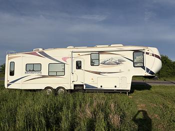 Thumbnail of RV