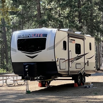 Thumbnail of RV