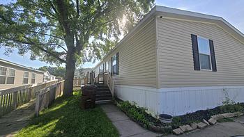 Thumbnail of mobile home