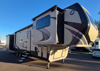 Thumbnail of RV