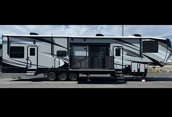 Thumbnail of RV