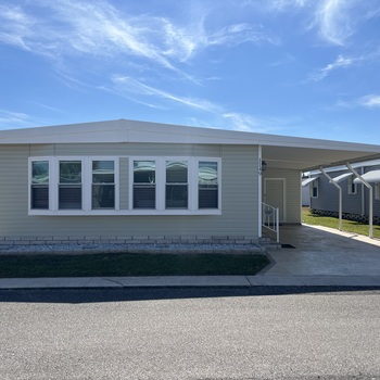 Photo of Turn-Key 2 Bed/1.5 Bath in PET FRIENDLY Lincolnshire Estates