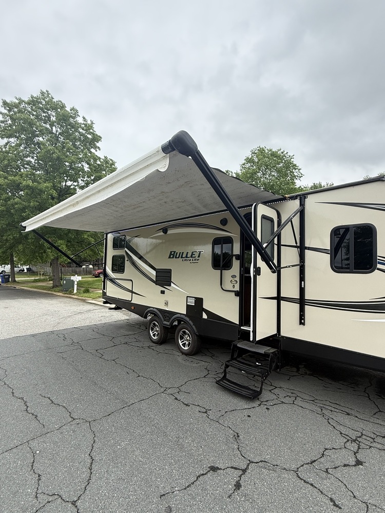 Photo of Rv