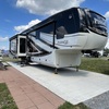 RV for Sale: 2017 PINNACLE 36 KPTS