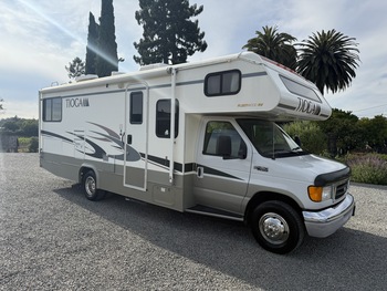 Thumbnail of RV