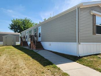 Thumbnail of mobile home