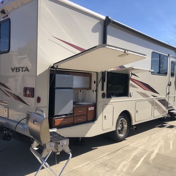 Thumbnail of RV