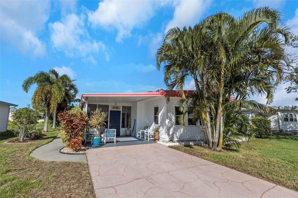 Photo of Mobile Home