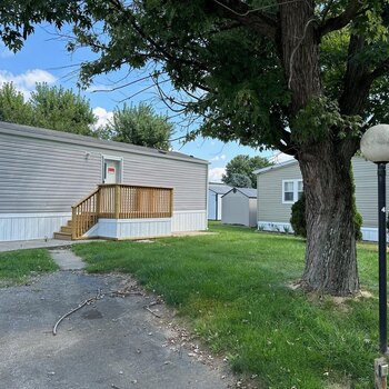 Thumbnail of mobile home