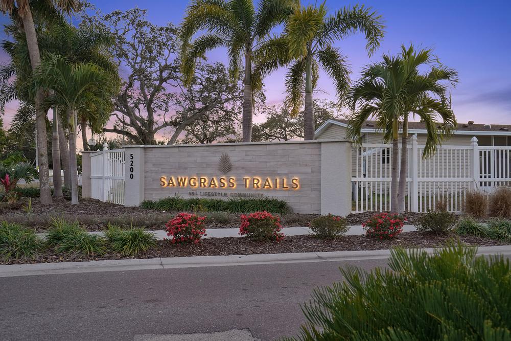 18 5200 28th St N St Petersburg FL 33714 Others DSC08727